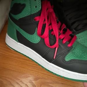COPY - Air Jordan 1 Retro High OG GS 'Pine Green 2.0'